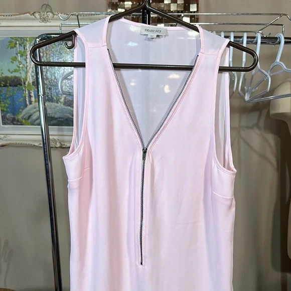 Smart Set Pink Zip-Front Tank Top - Picture 3 of 8